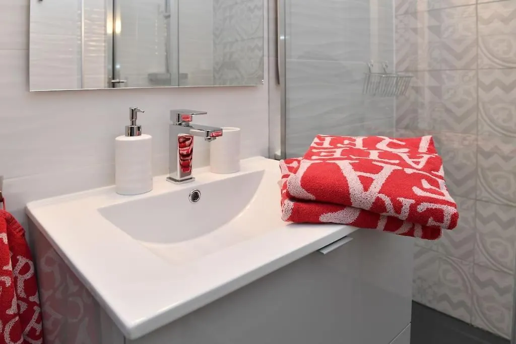 Lovely Studio With Pool By The Sea Roquebrune-Cap-Martin 0*,  France
