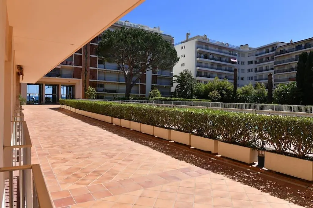 Lovely Studio With Pool By The Sea Roquebrune-Cap-Martin 0*,  France