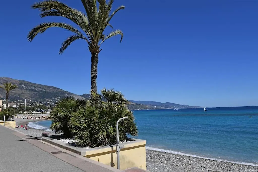 Lovely Studio With Pool By The Sea Roquebrune-Cap-Martin Apartment