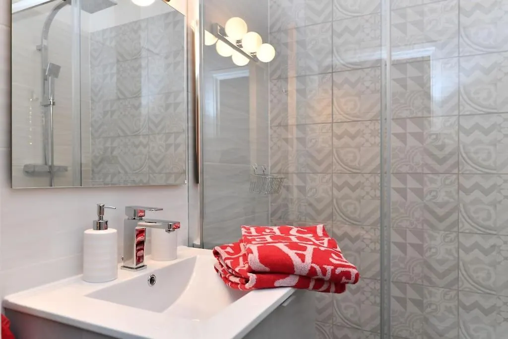 Apartment Lovely Studio With Pool By The Sea Roquebrune-Cap-Martin
